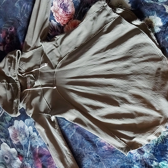 🌙NWOT Free People Beach Luna Hoodie - Picture 2 of 3